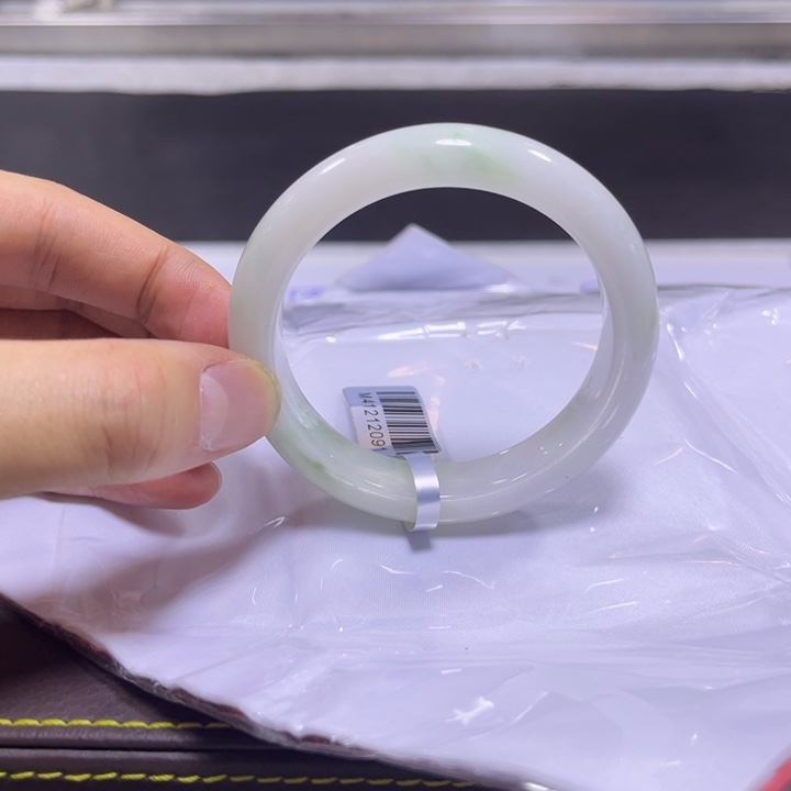 翡翠手镯未镶嵌天然A货翡翠多样性团购发一件