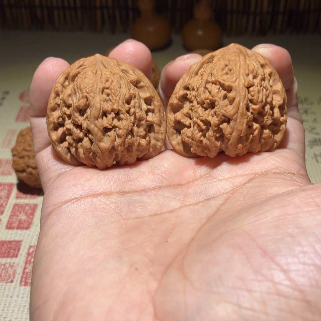 文玩核桃把件42全品三角疆对歪涿鹿南疆石