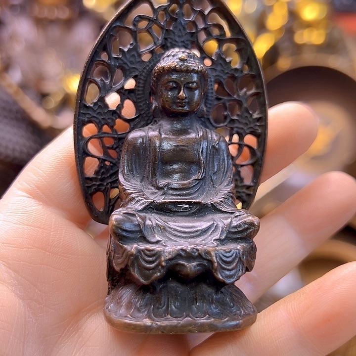 铜1222666777899977777866