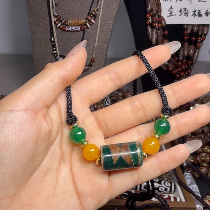 玛瑙/玉髓未镶嵌手链天珠666