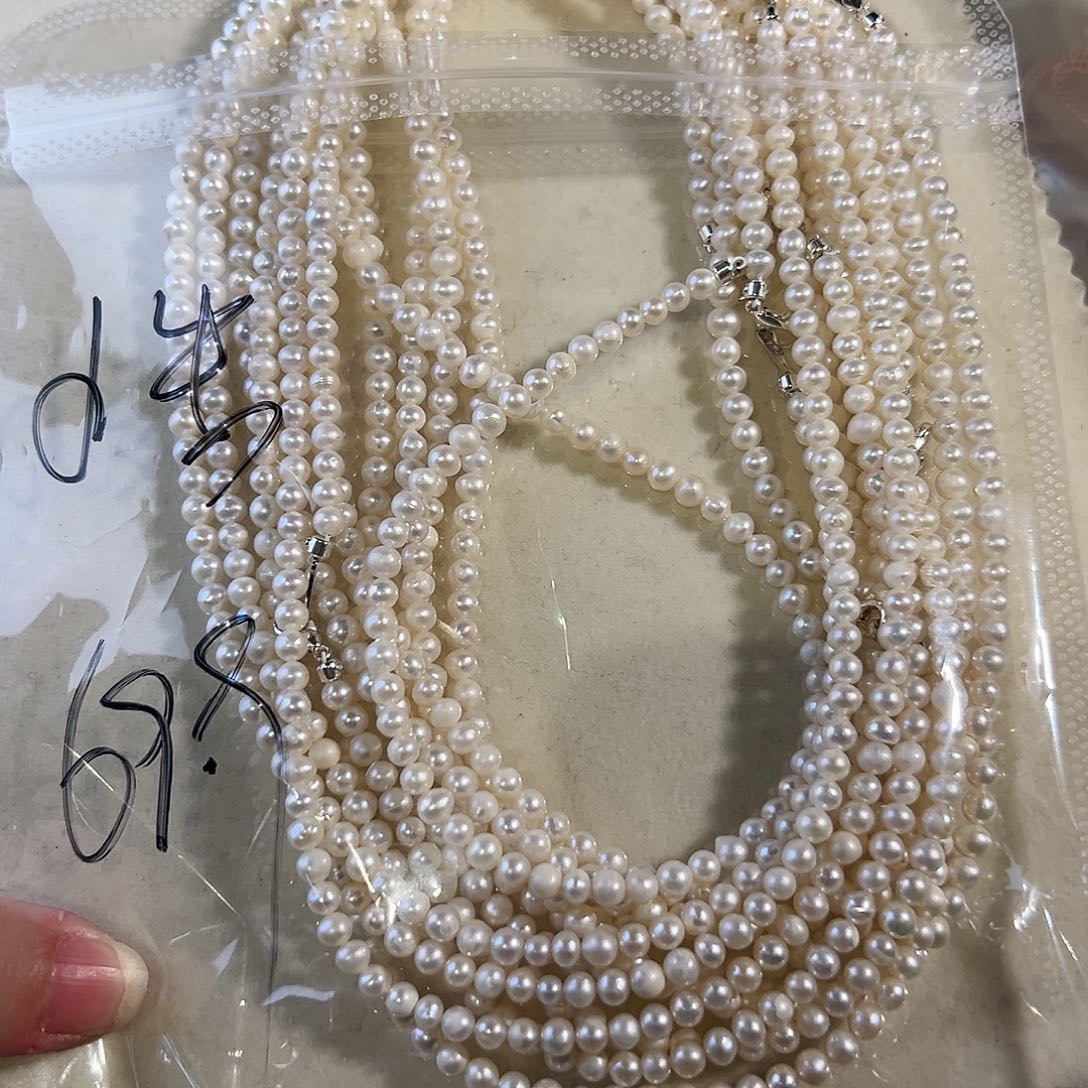 淡水珍珠耳饰未镶嵌