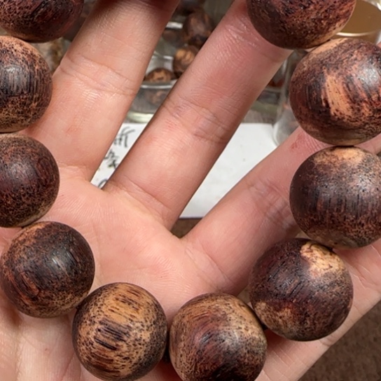 藤类2.0降真香圆珠紫绿油结晶沉水