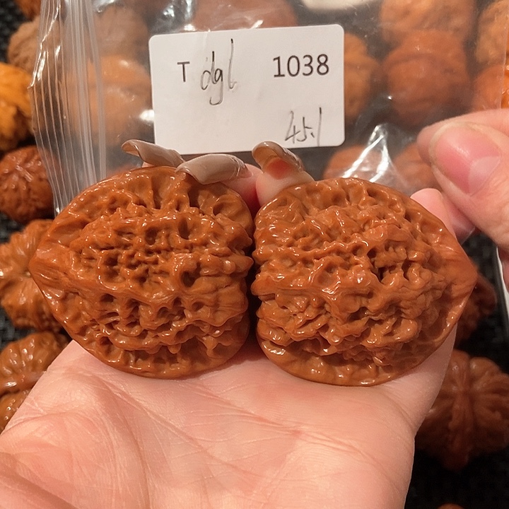 文玩核桃吊坠官帽45