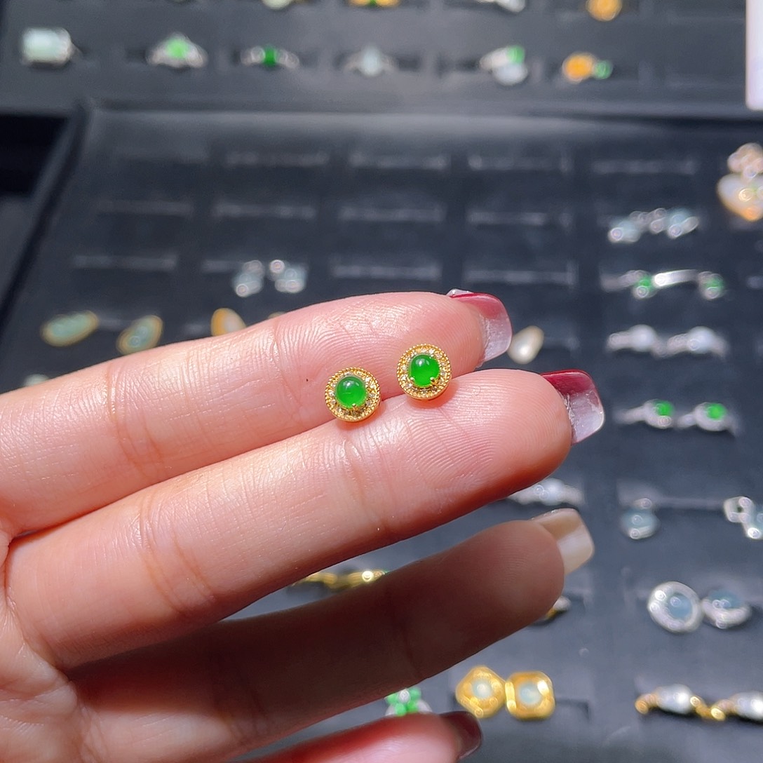 翡翠耳饰18K金镶嵌耳饰