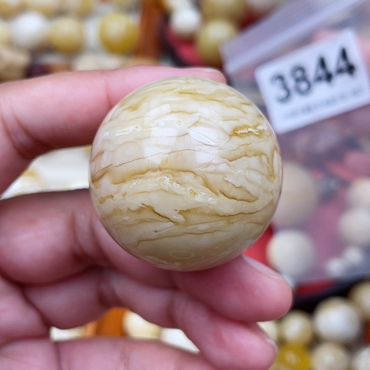 文***生蜜蜡未镶嵌珠宝奇石小坑粉38