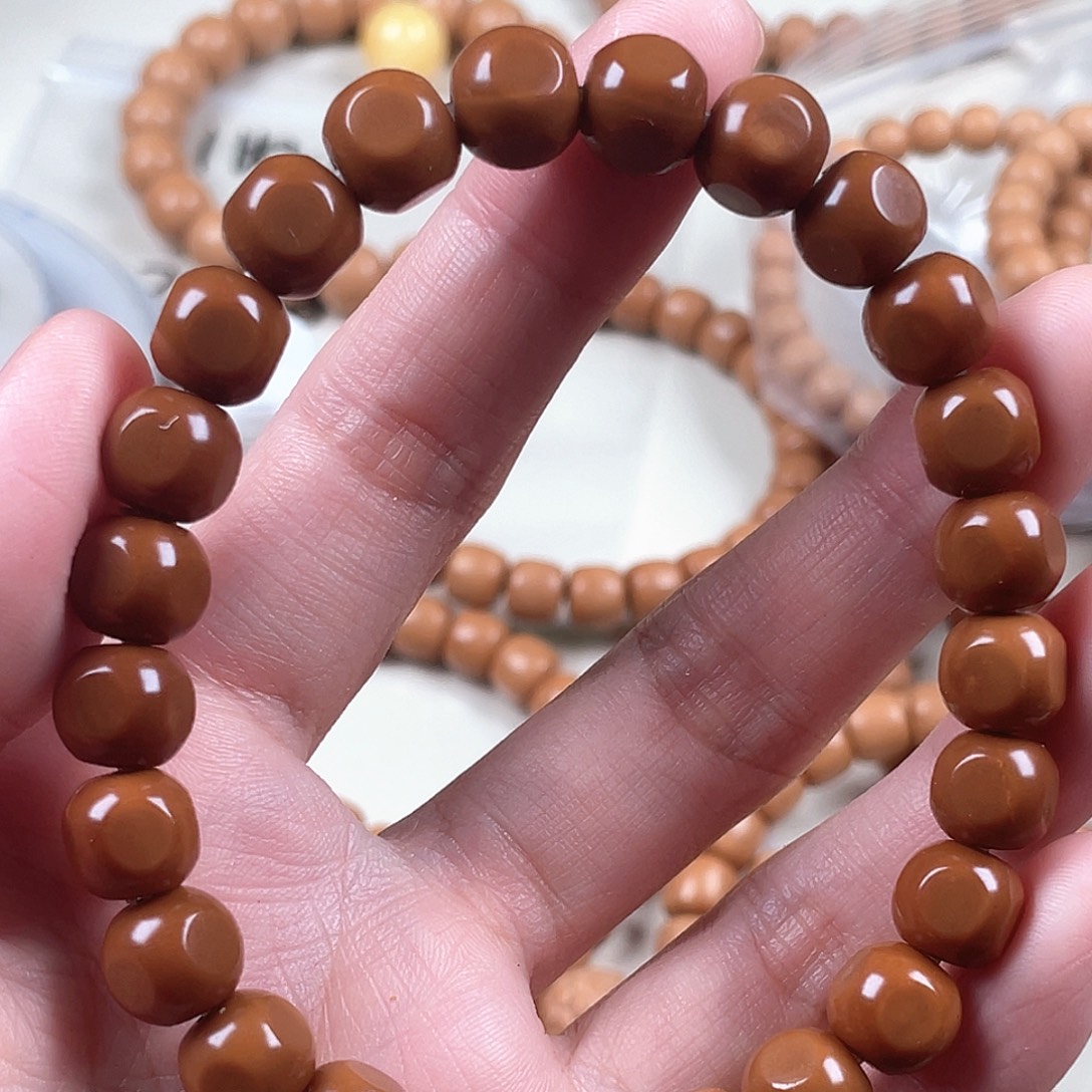 猴头核桃手串主播六方