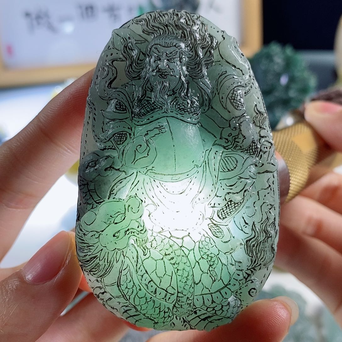 定制翡翠未镶嵌天然a货翡翠浅天空蓝真武大帝