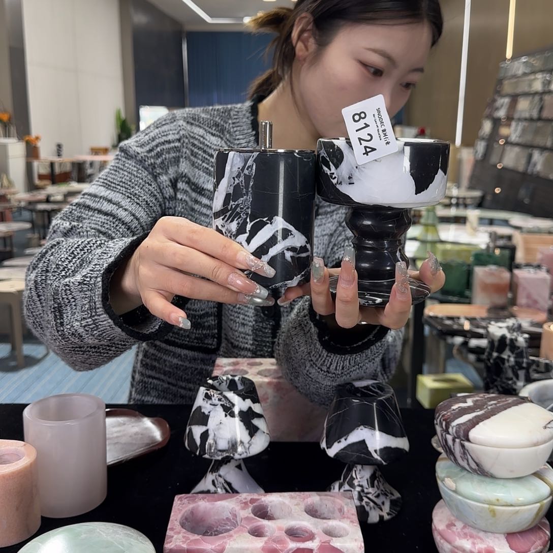 宝黑2件套8124福利