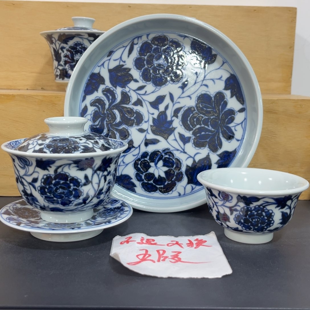 手绘仿元牡丹四件套