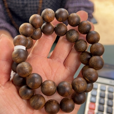 沉香手串红土乌身15克卡1.3多样性发1串