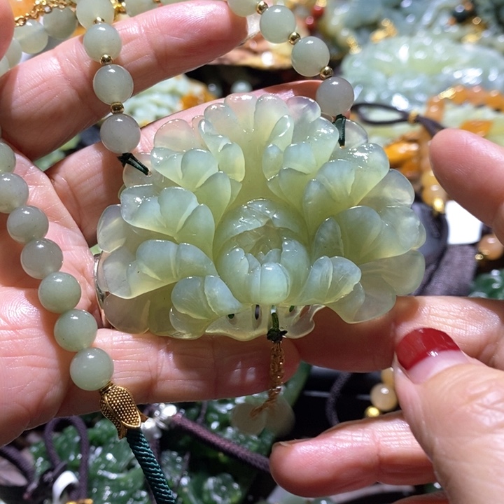 岫玉毛衣链未镶嵌