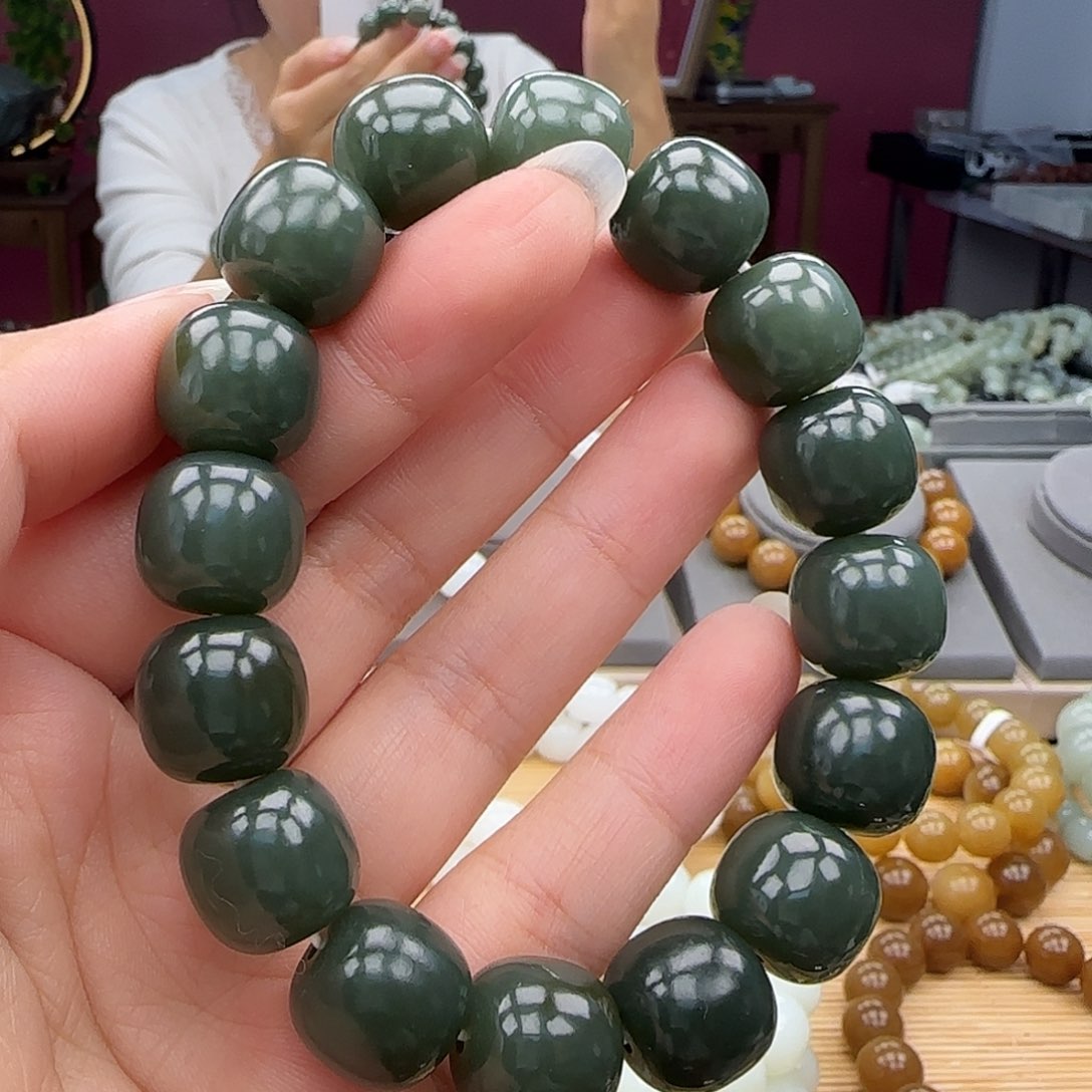 和田玉手链未镶嵌