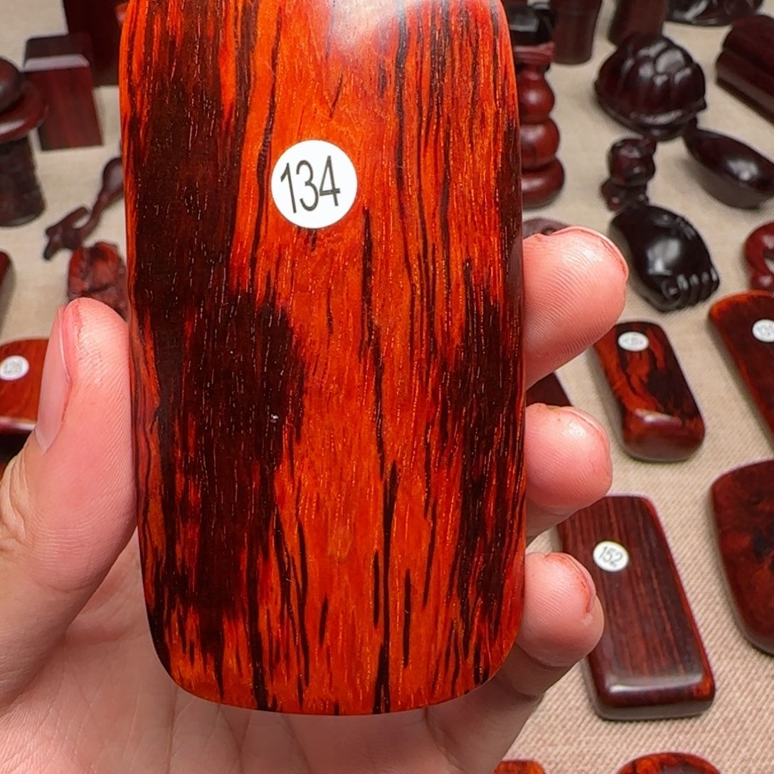 檀香紫檀（小叶紫檀）