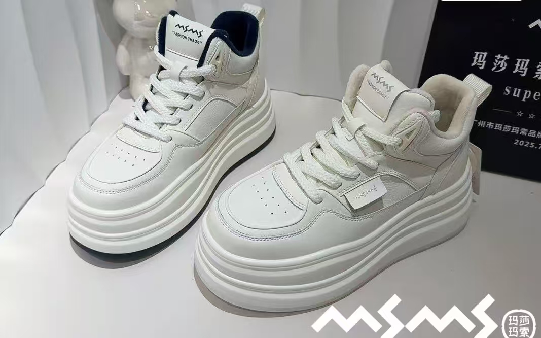 z618-392玛索玛索休闲风厚底加绒潮流高帮鞋