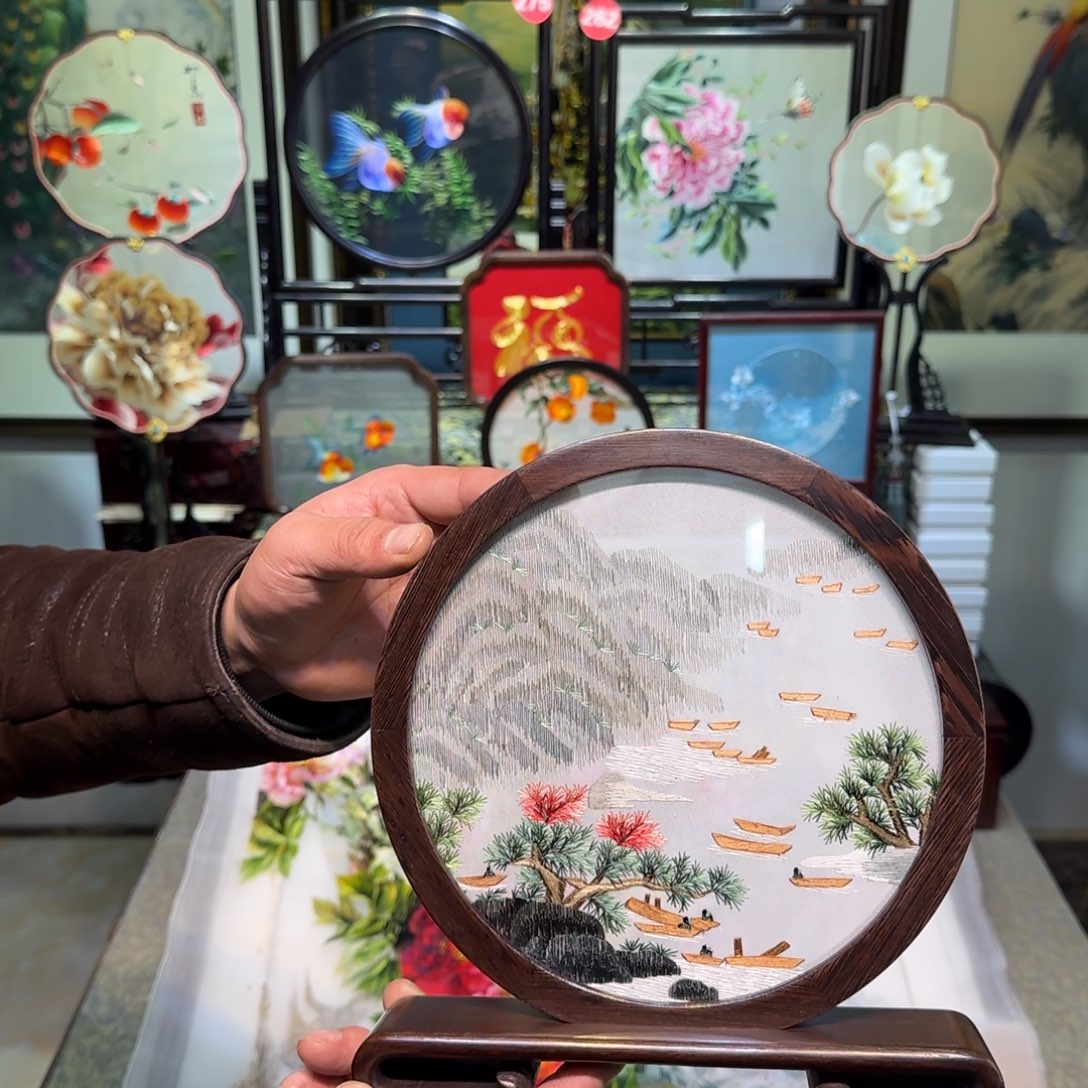 刺绣刺绣工艺精湛