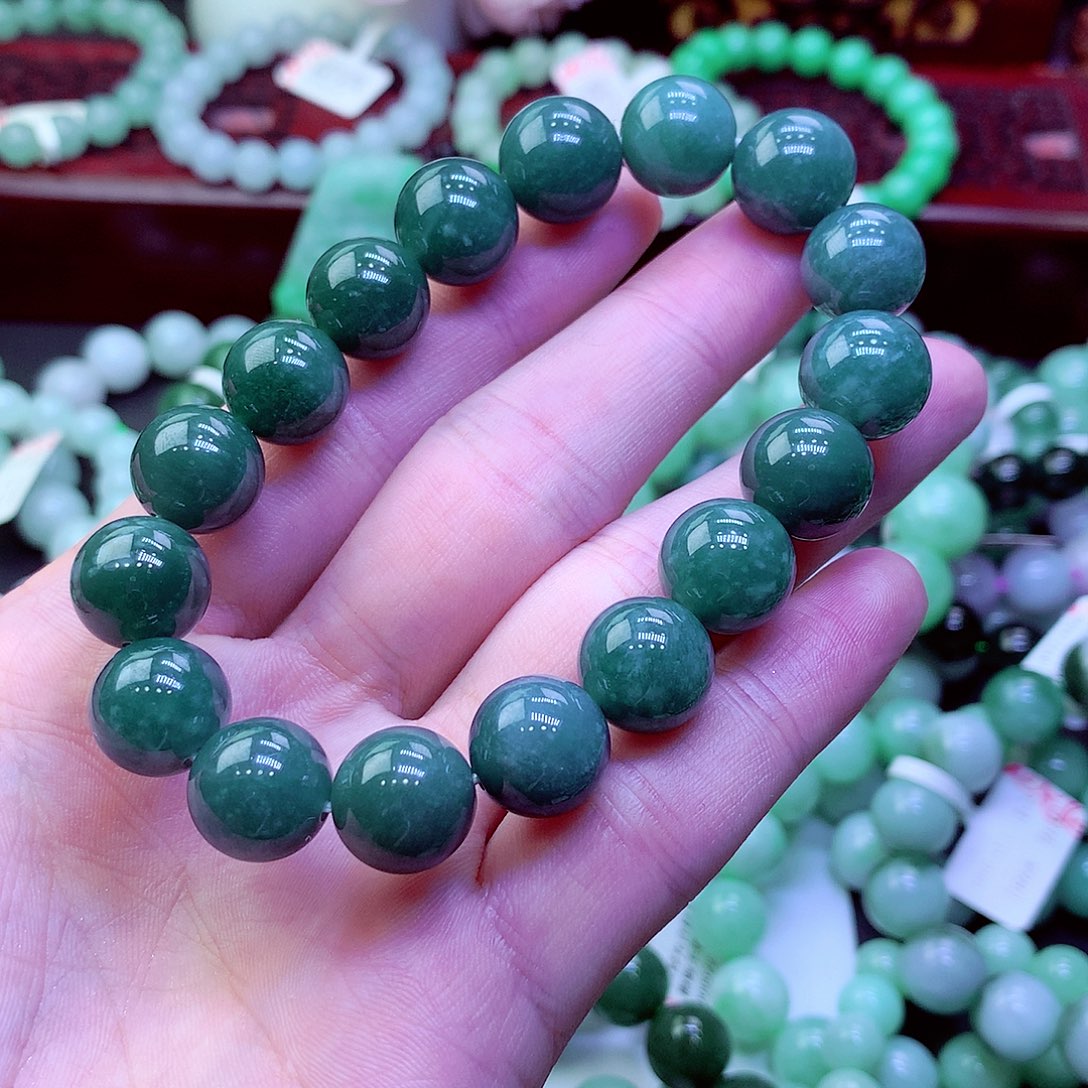 翡翠未镶嵌毛衣链