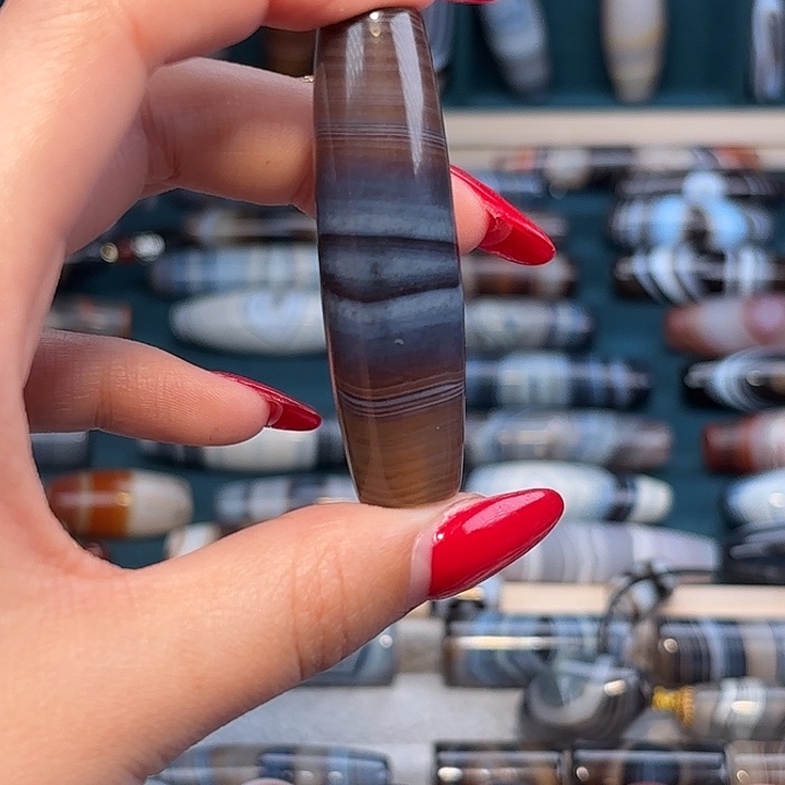 s***i玛瑙/玉髓合金珠宝奇石