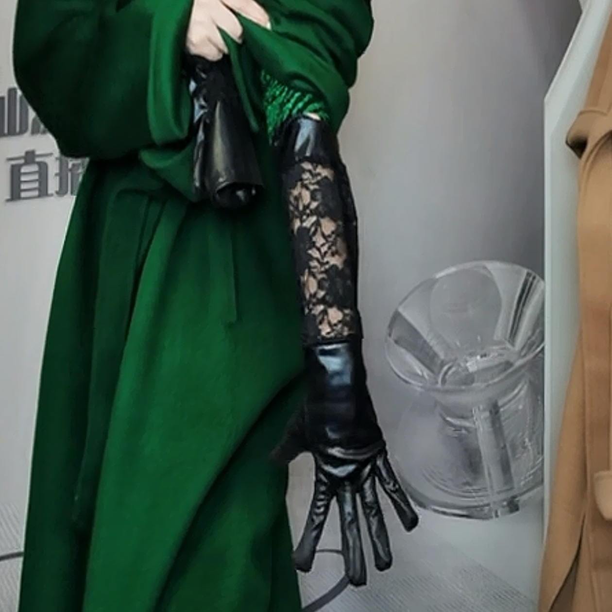 长款漆皮蕾丝拼接手套性感欧美风舞台演出走秀礼服拍照过肘手袖
