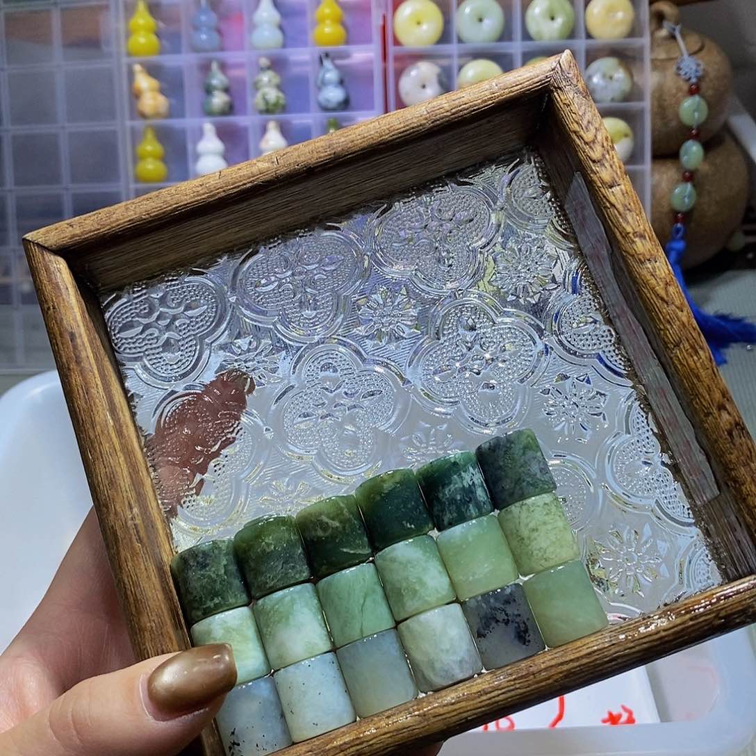 未镶嵌蛇纹石玉其他?***饿272