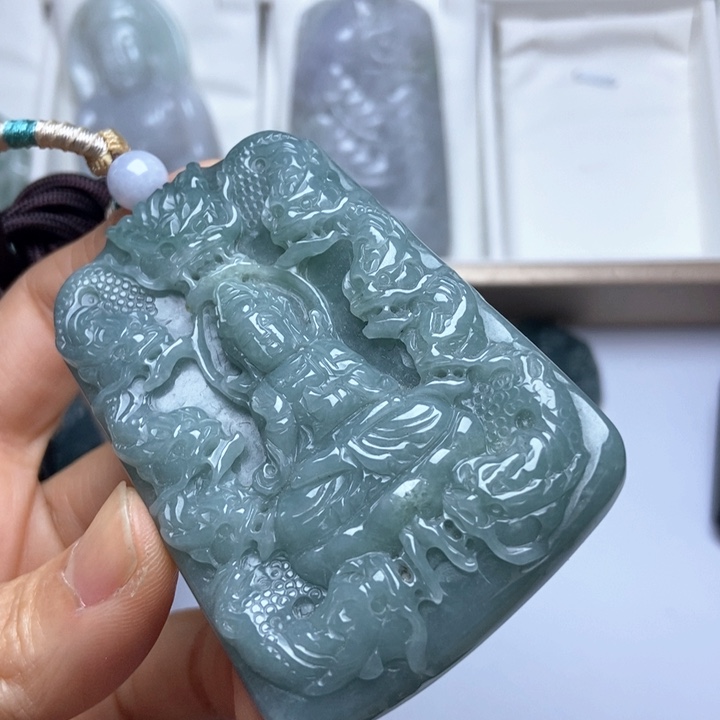 翡翠未镶嵌挂件翡翠