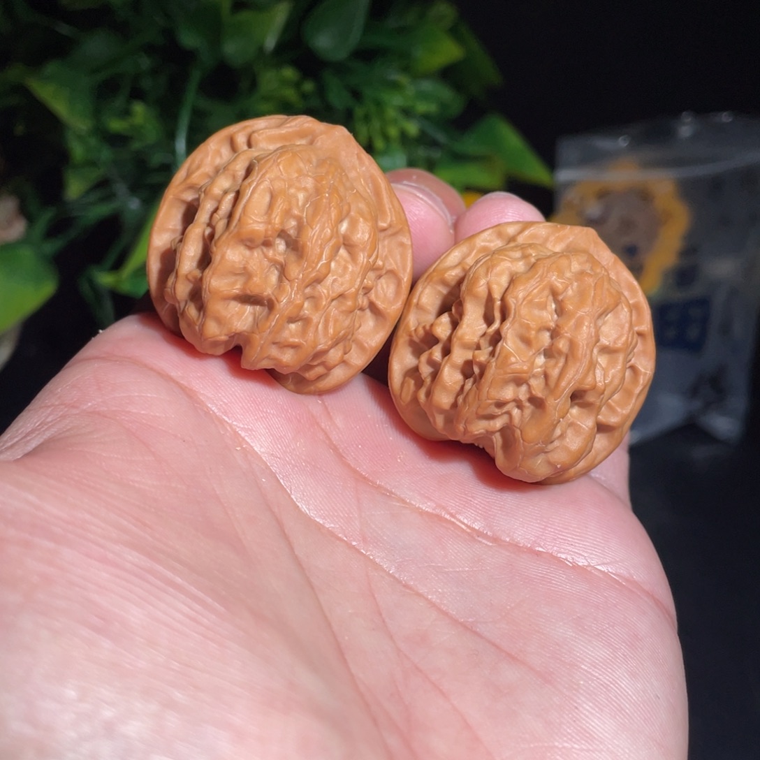 小***u文玩核桃吊坠36➕磐石