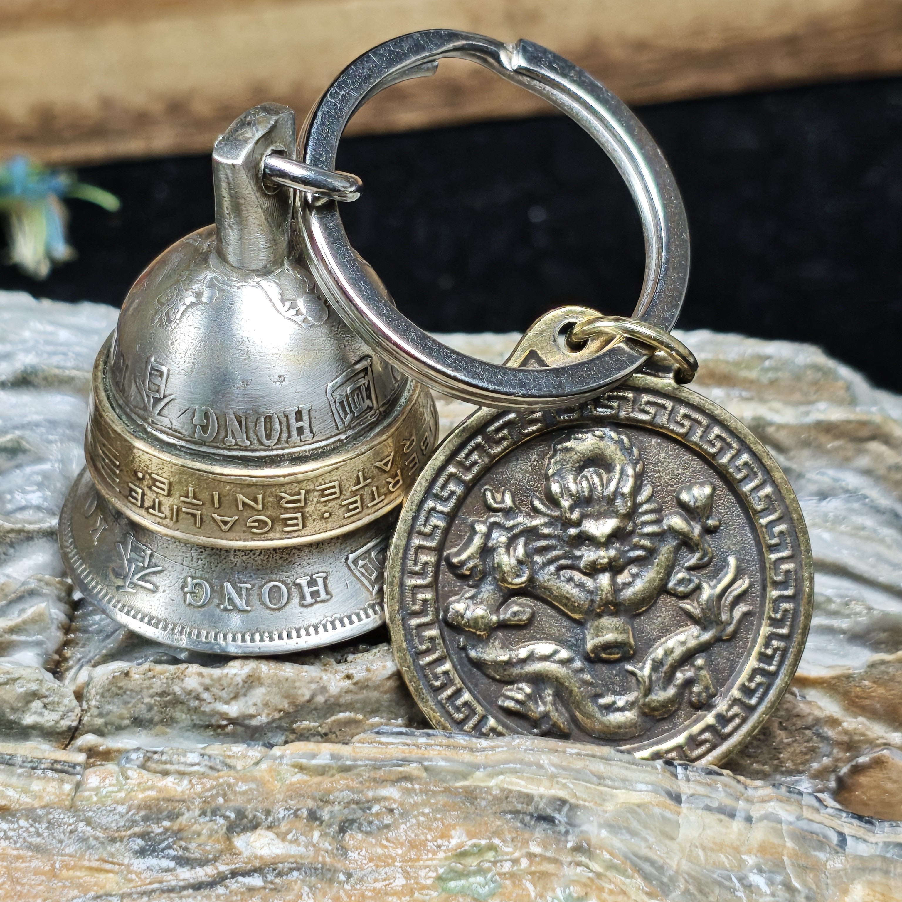 【宇轩】生肖牌硬币铃铛挂件挂饰钥匙扣网红铃铛钥匙扣