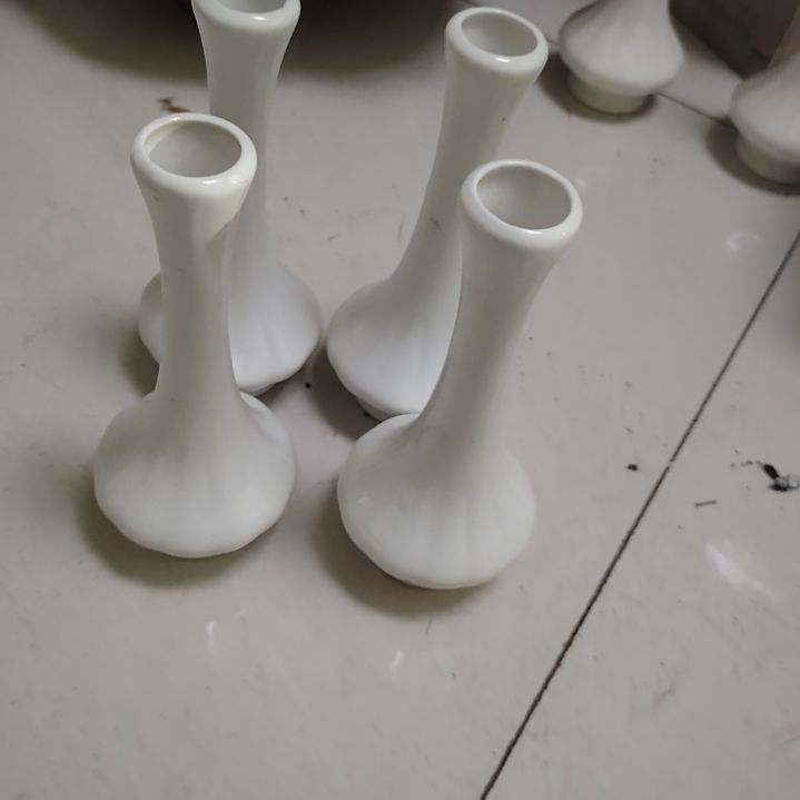 摆件陶瓷盘子碗啥都有