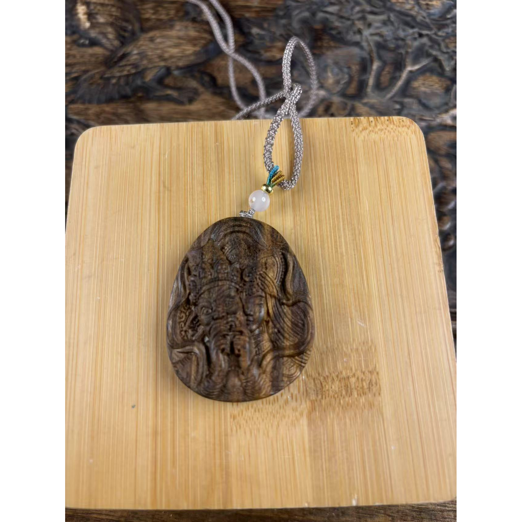 佛牌吊坠滴血莲花菩提