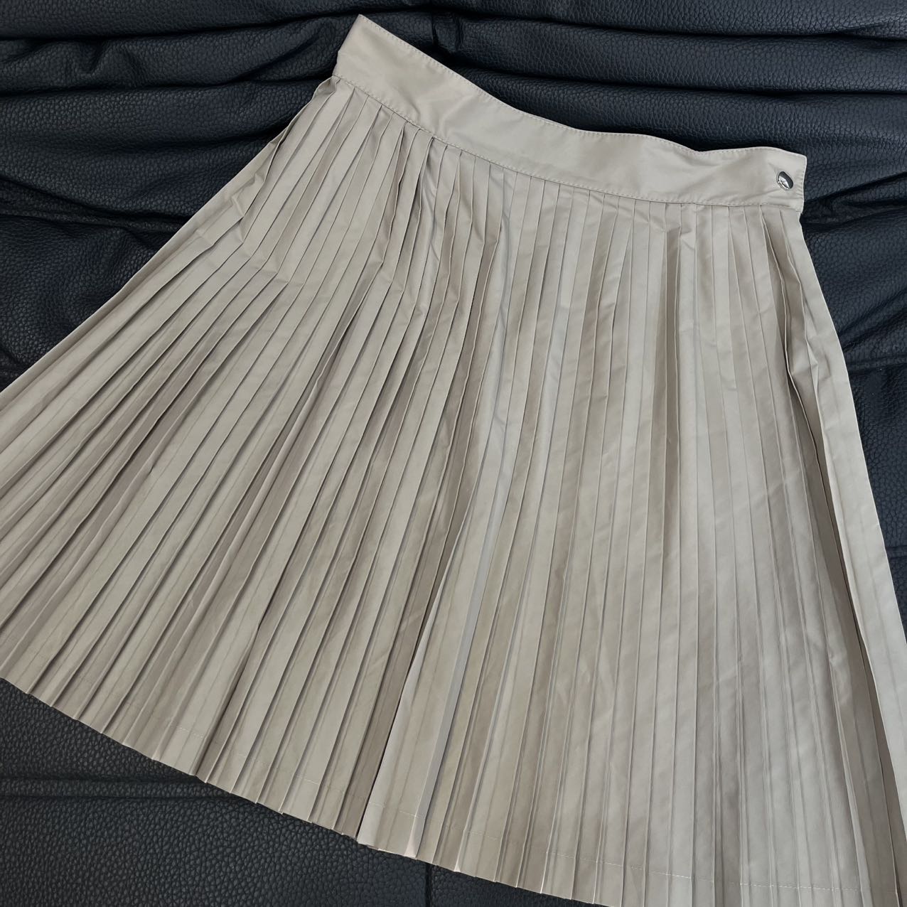 99新 DIOR/迪奥 Dior迪奥 卡其色百褶短裙 34码 腰围66 
