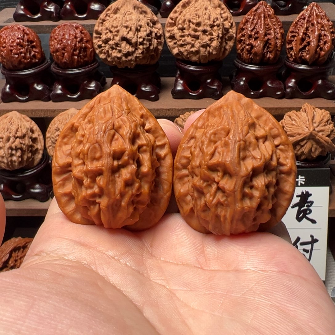 文玩核桃把件38大红袍