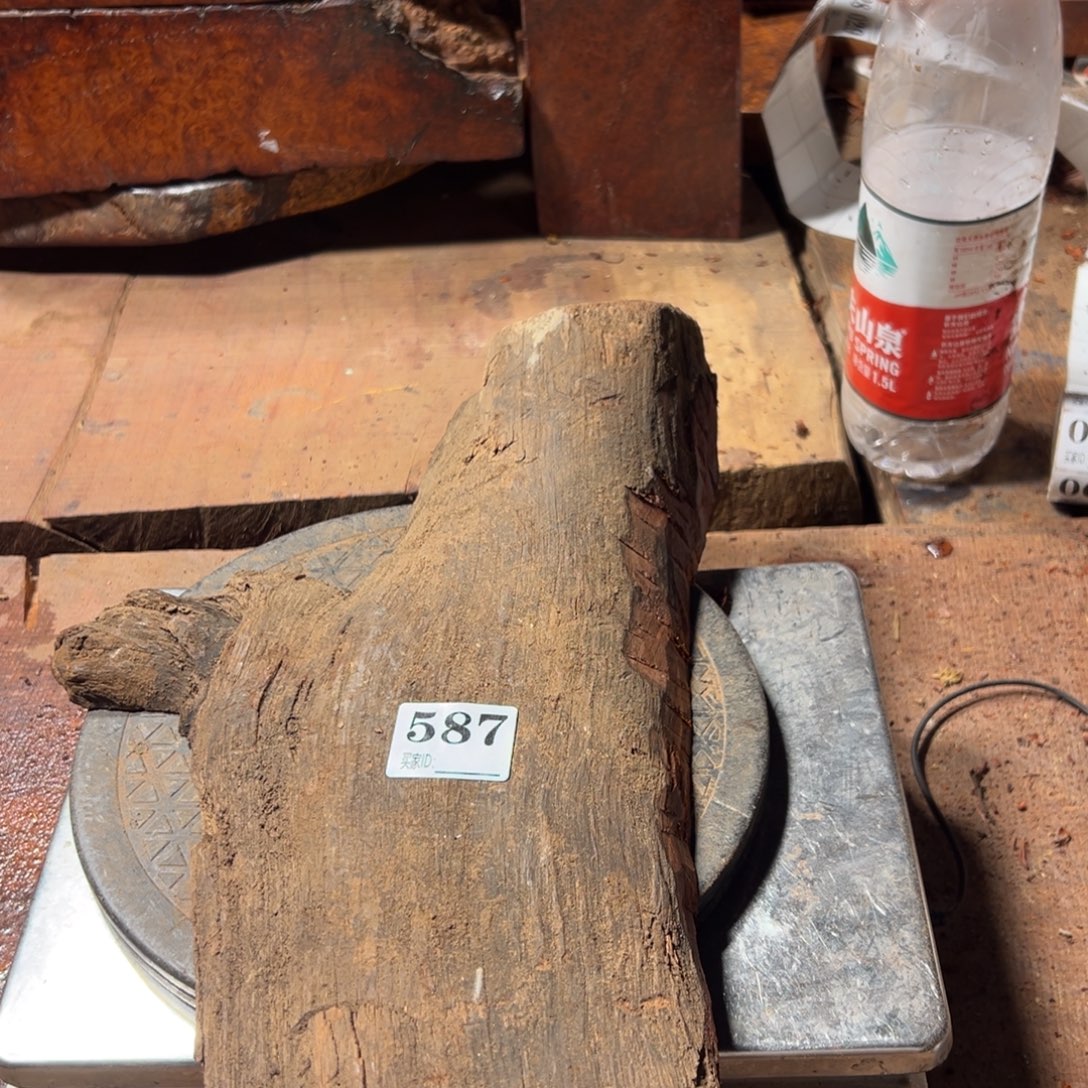 忠***8大果紫檀（缅甸花梨）