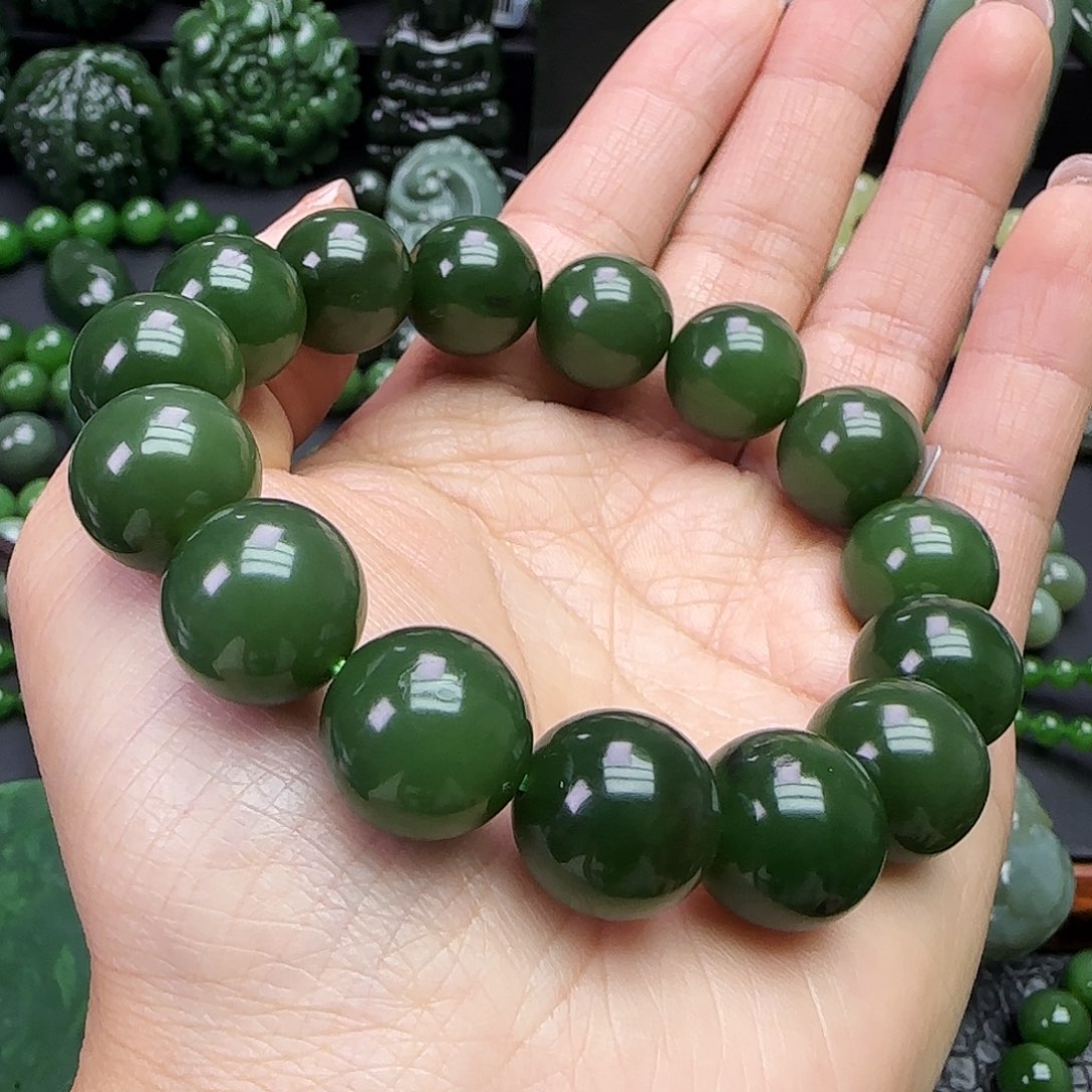 和田玉未镶嵌珠宝奇石