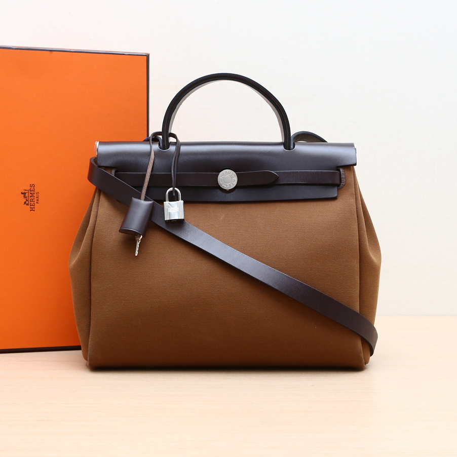 95新 Hermes/爱马仕 小花双双 Herbag 31 巧克力色 帆布 Z刻 银扣