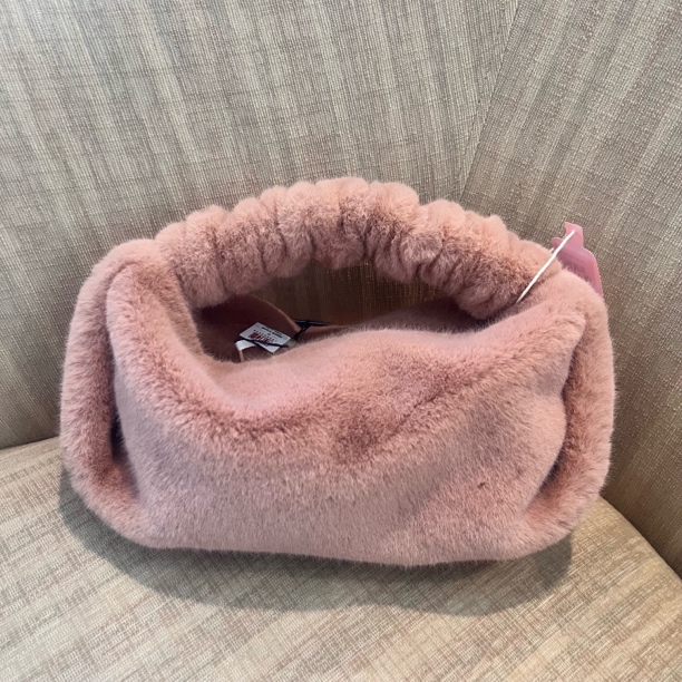 95新 Alexander McQueen/亚历山大·麦昆 95新甜美毛绒手提包/jc