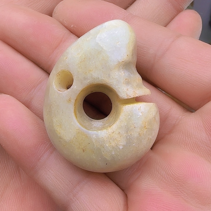 和田玉吊坠(不含链)未镶嵌妮**也