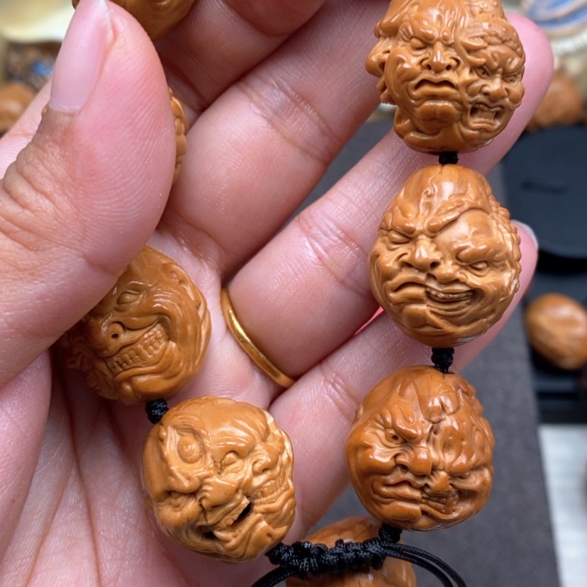 【闪购商品】橄榄核手串橄榄手工雕刻工艺