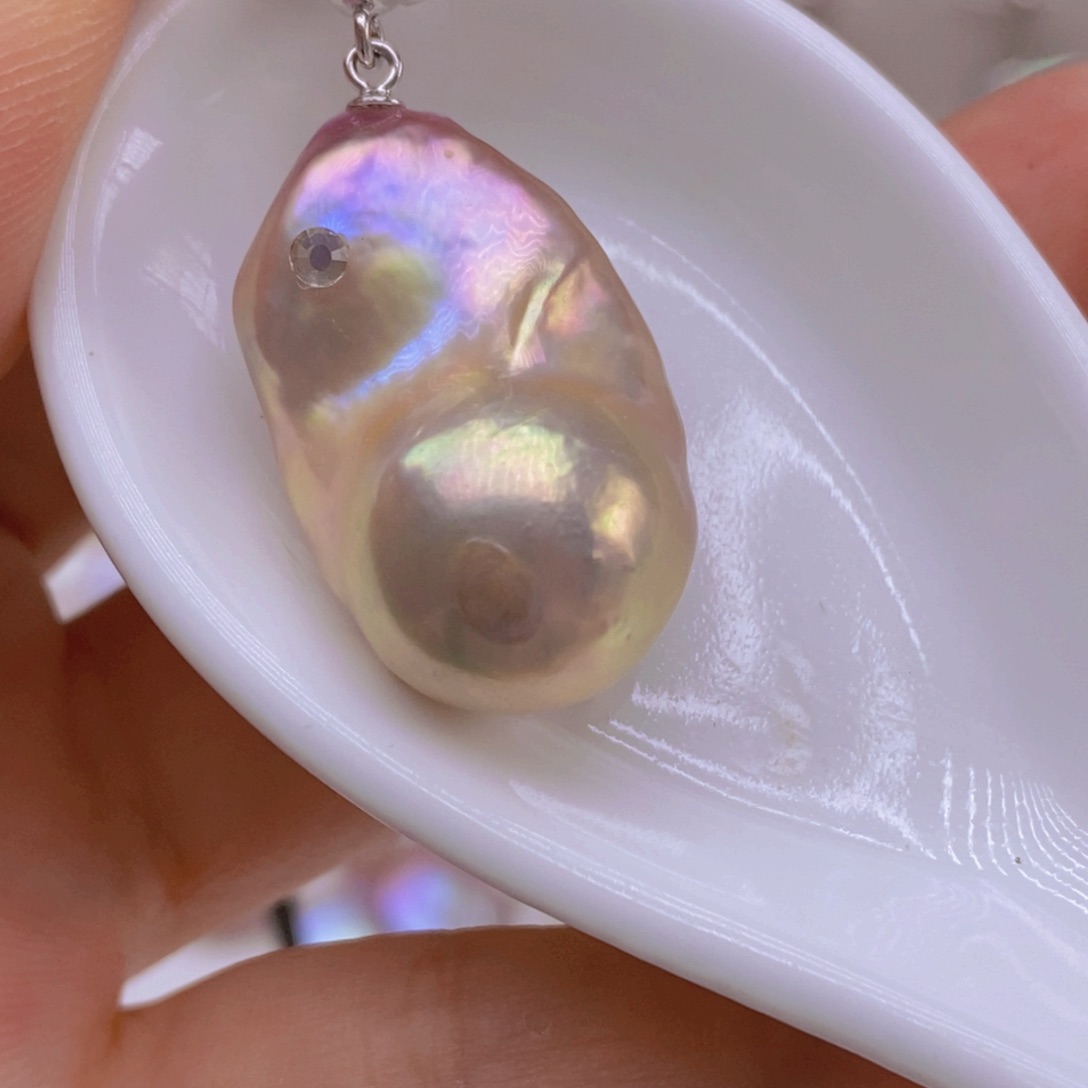 淡水珍珠未镶嵌吊坠(赠链)