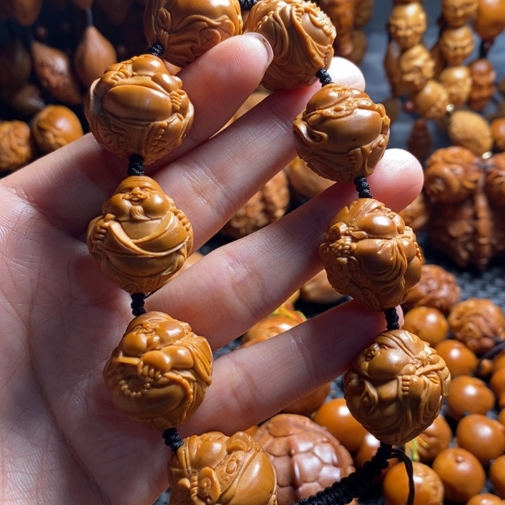 吊坠橄榄核୧**瑞兽财神