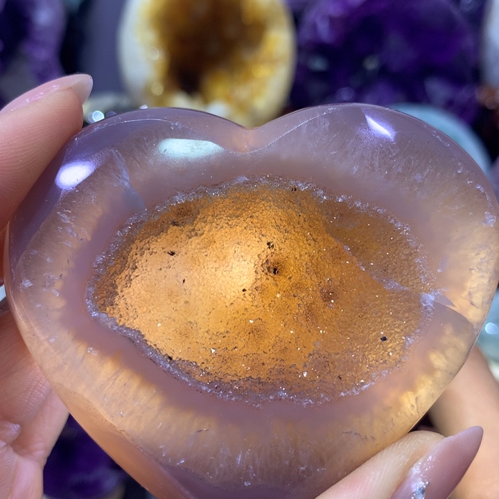 未镶嵌水晶大型摆件（非配饰）