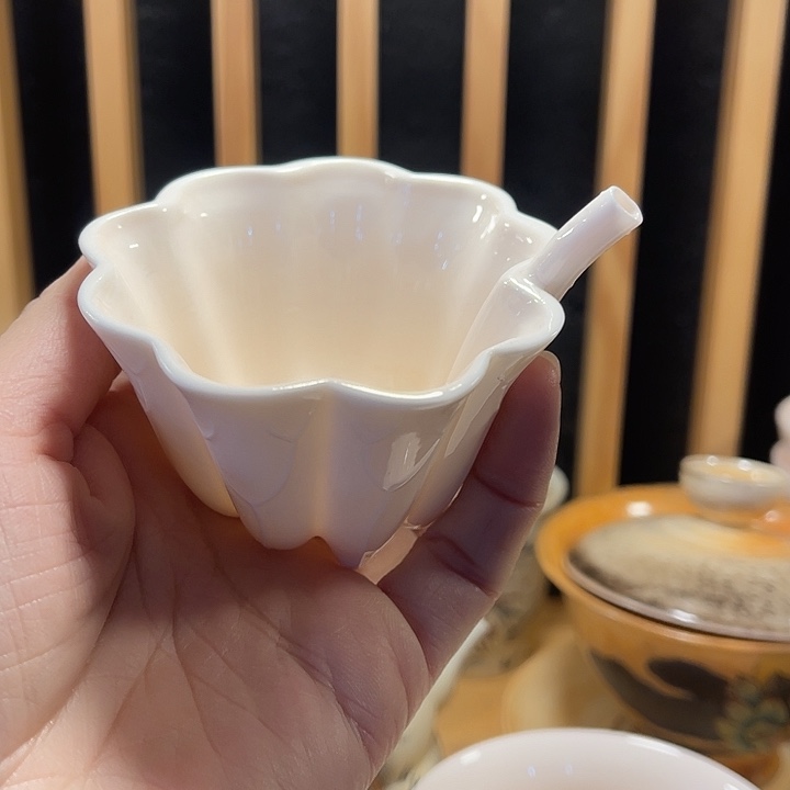 福利待遇多多哦哦哦