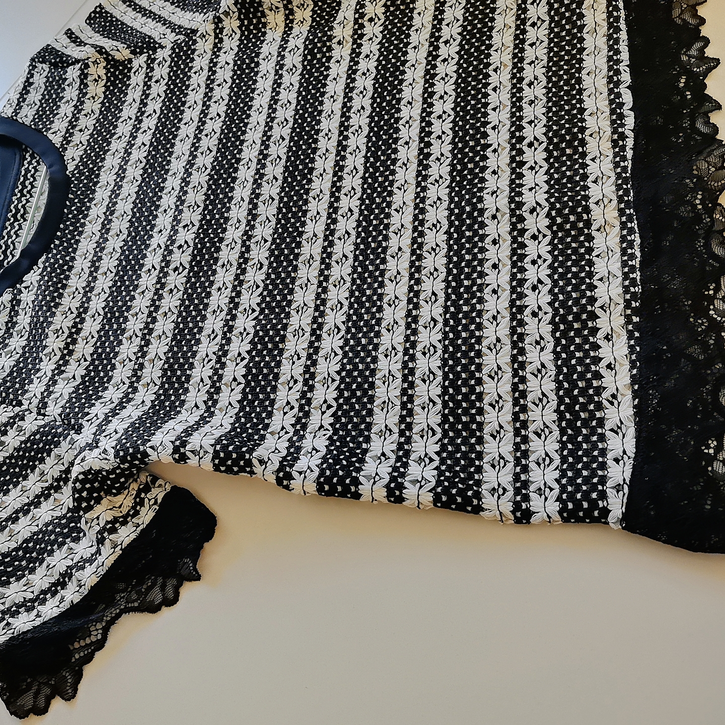 X夏季手工钩针条纹撞色镂空百搭上衣Q25711