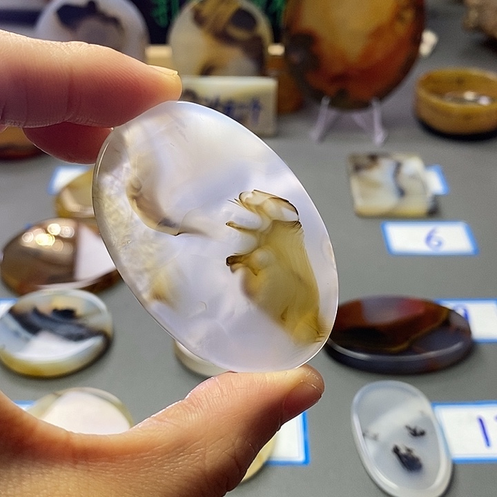 玛瑙/玉髓未镶嵌珠宝半成品106