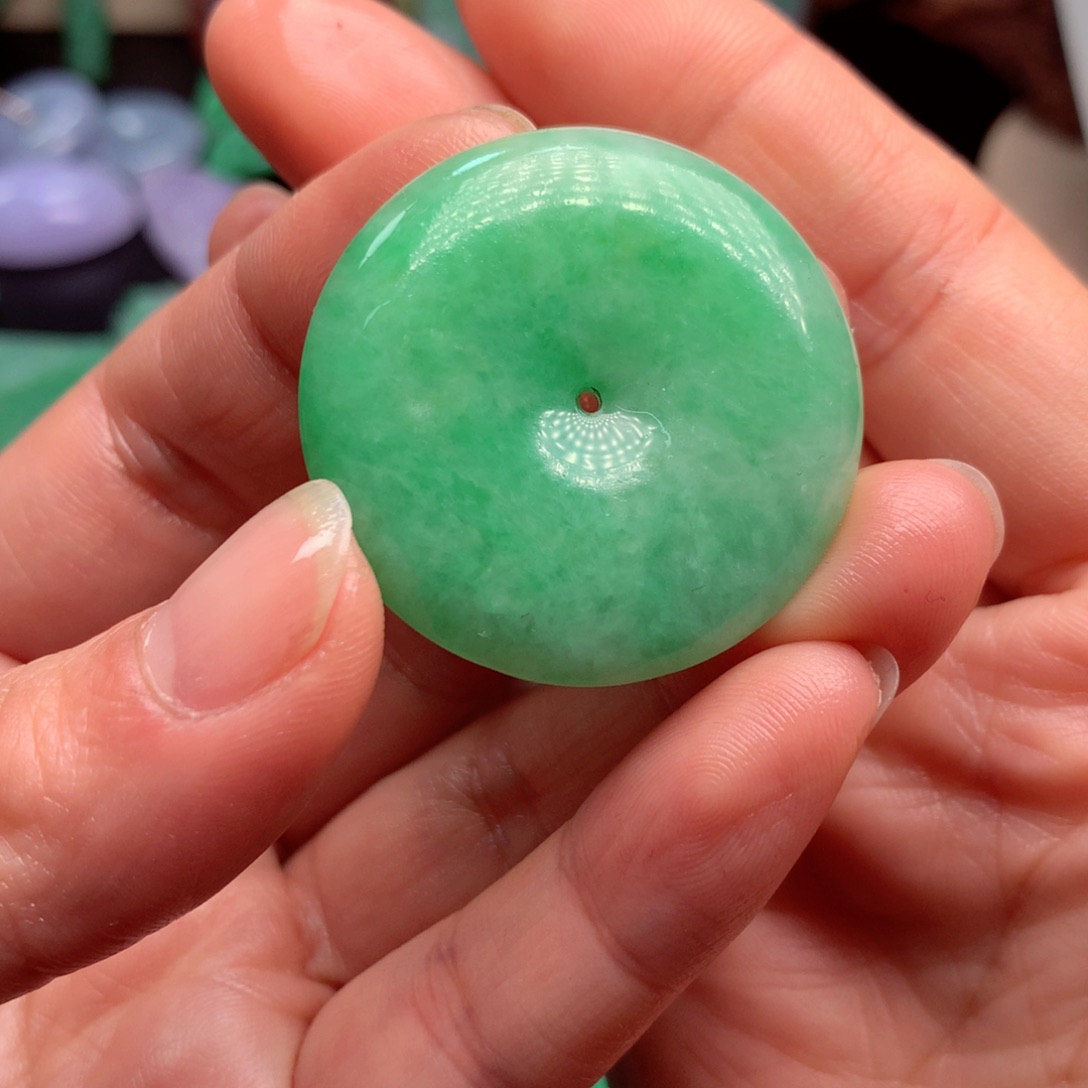 未镶嵌定制翡翠翡翠