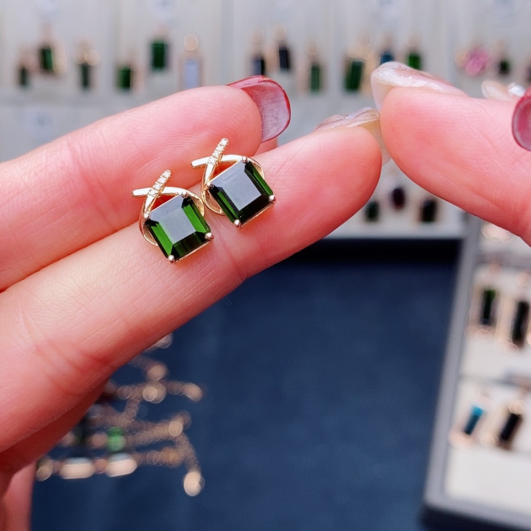 碧玺耳钉绿色18K金镶嵌