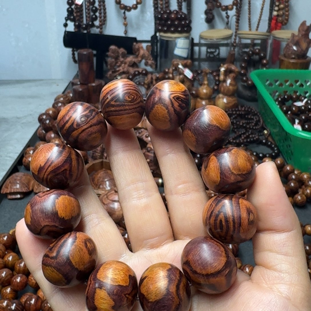 黄花梨/降香黄檀手串/手链1****62.3.规格