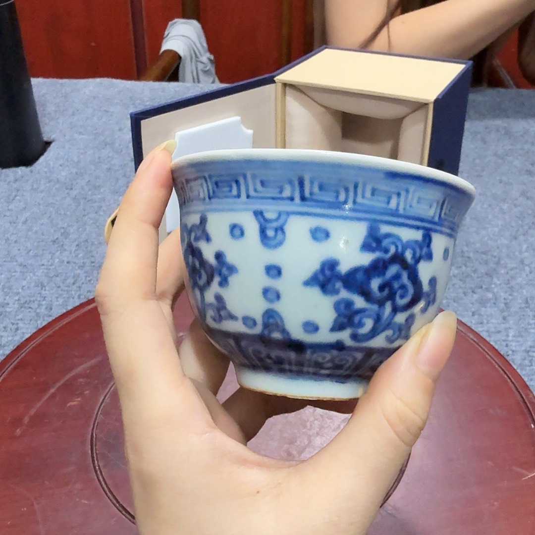 人***月瓷片青花杯子一件完整完整