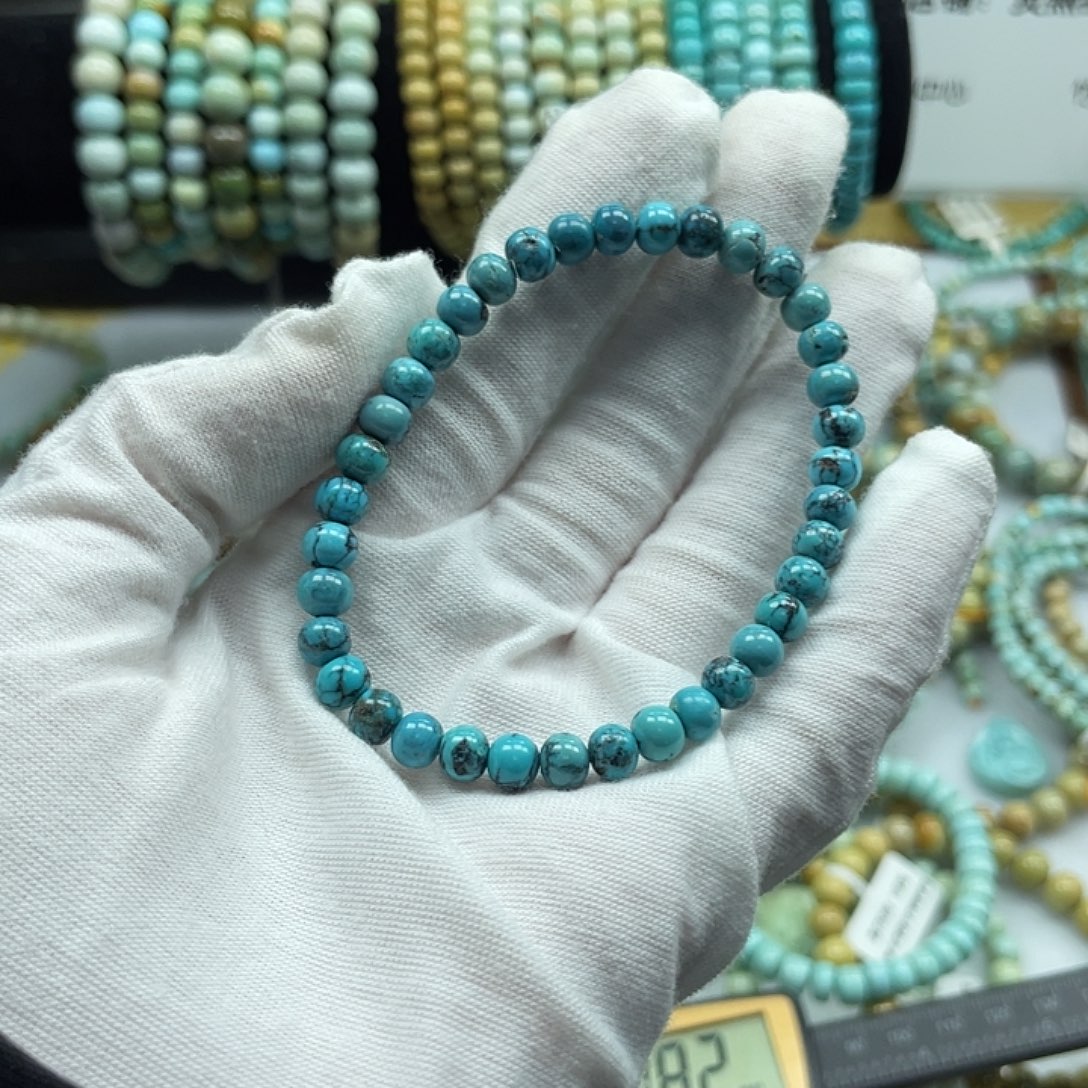 M***k绿松石未镶嵌珠宝奇石