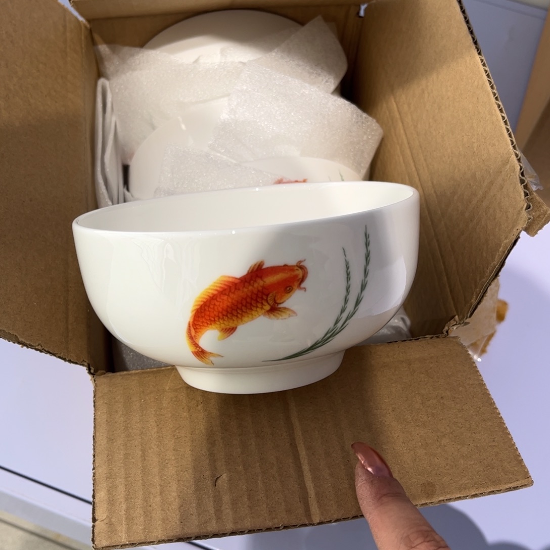 瓷片锦鲤戏水5寸碗