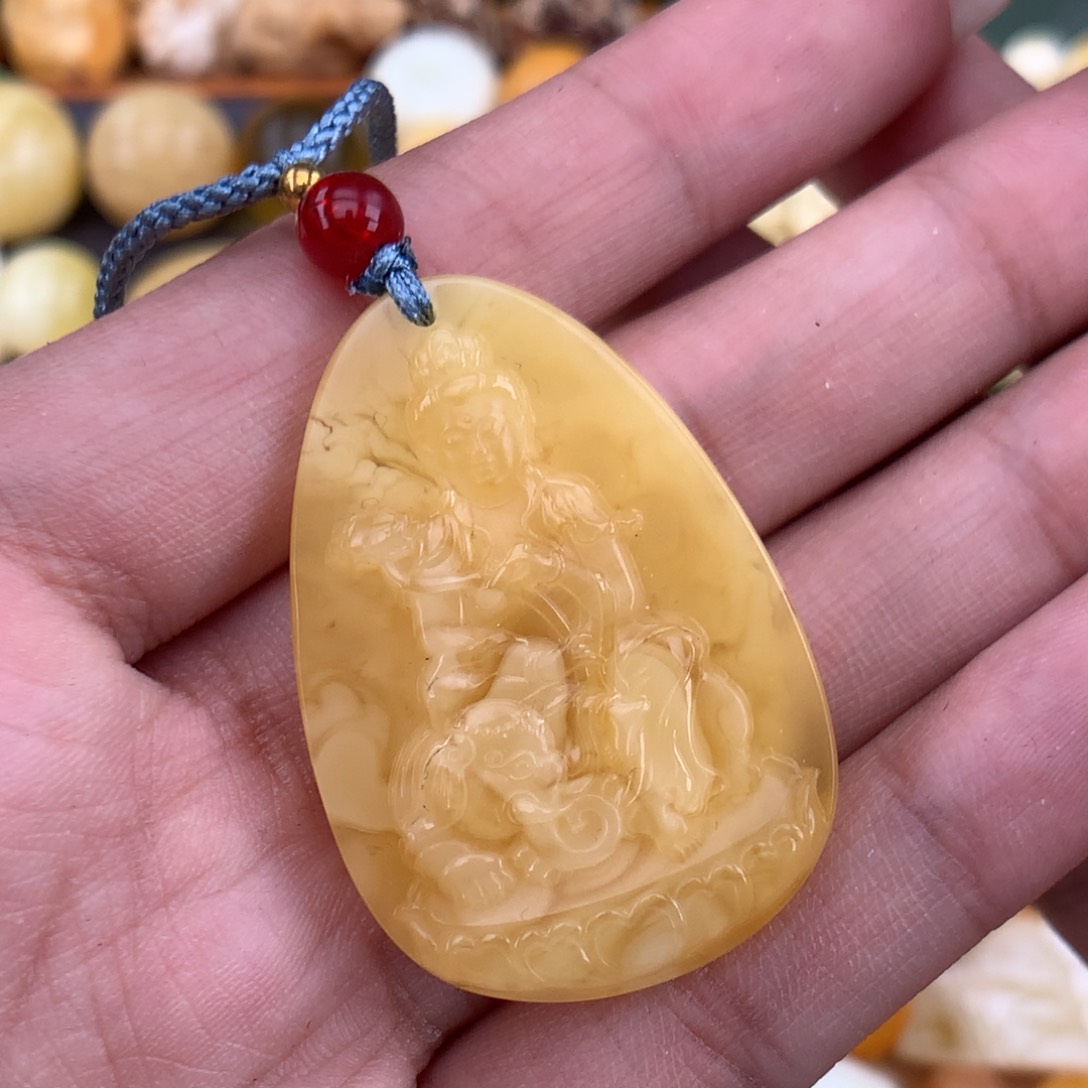 琥珀珠宝奇石未镶嵌