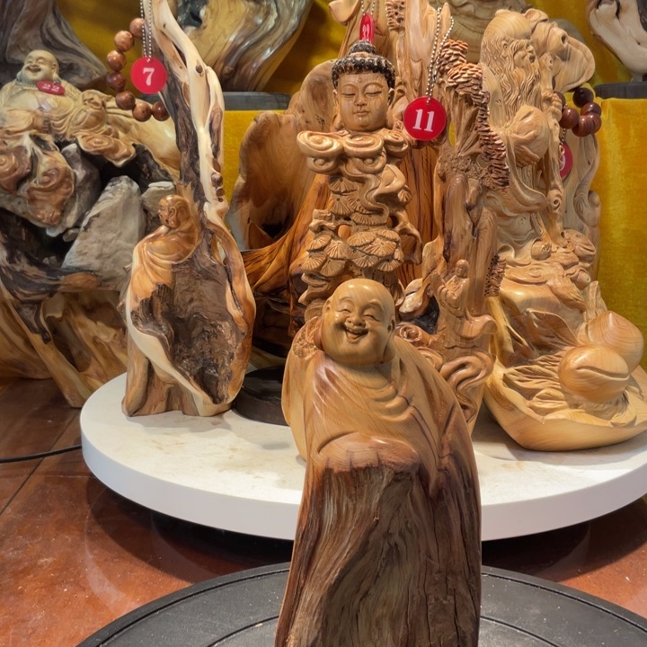 柏木（崖柏）崖柏   弥勒